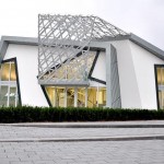Kristallklar – Vision trifft Wirklichkeit.  Ein Besuch in der LIBESKINDVILLA