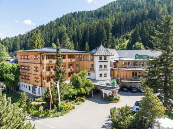 Sommerfrische am Gutshof: Bergeweise Urlaubsvergnügen zwischen See, Bike, Golf & Berg